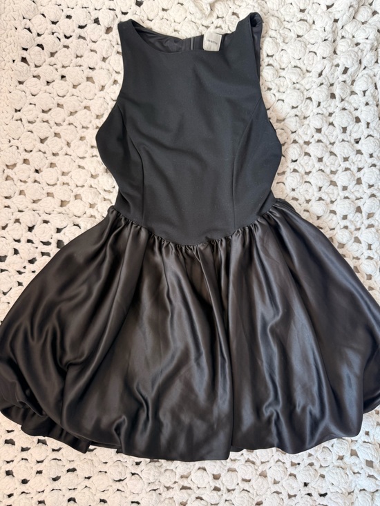 Maeve Dresses & Skirts - Maeve by Anthropologie bubble hem little black dress small